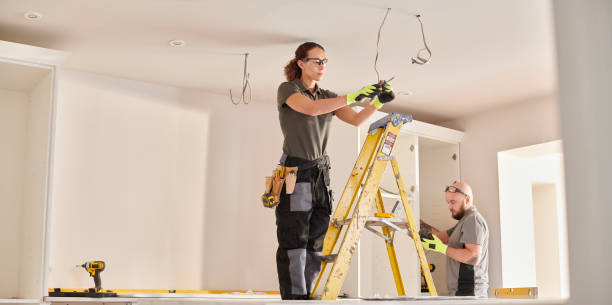 Best Affordable Emergency Electrician  in Aurora, MN